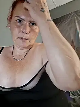 Snapshot of Goddessalizeee chatting on 06/15/26, 02:25 Goddessalizeee online show from 06/15/26, 02:25