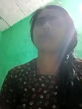 Snapshot of Arti_hot44A chatting on 12/14/25, 03:39 Arti hot44A online show from 12/14/25, 03:39