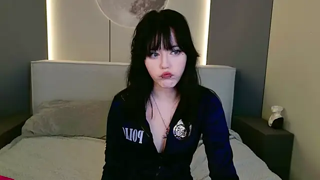 Ariel Morris online show from 03/24/26, 08:36