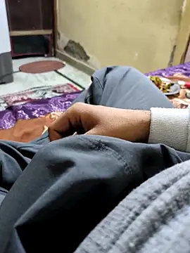 newoneforyo online show from 12/21/25, 03:41