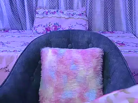 hey-pinky online show from 02/05/26, 05:23