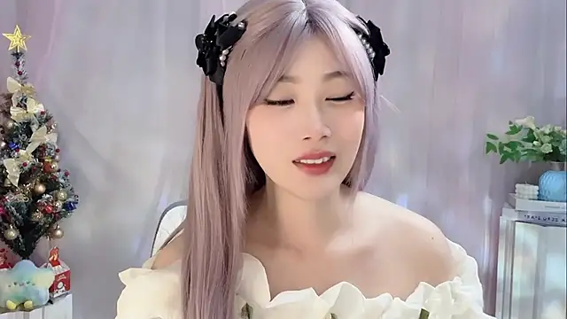 Pinkgirl520 online show from 12/17/25, 09:04