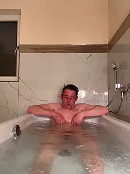 Hottasty online show from 04/21/26, 07:50