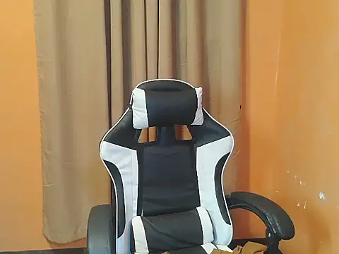 ur lovelyjessy online show from 03/22/26, 06:44