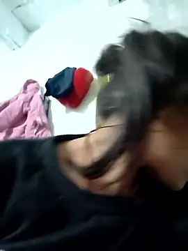 Snapshot of NENSH34 chatting on 12/16/25, 08:03 NENSH34 online show from 12/16/25, 08:03