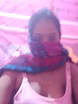 Snapshot of riyankabiswas201 chatting on 12/14/25, 06:01 riyankabiswas201 online show from 12/14/25, 06:01