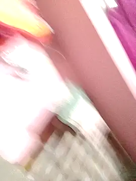 Snapshot of riyankabiswas201 chatting on 12/15/25, 06:06 riyankabiswas201 online show from 12/15/25, 06:06