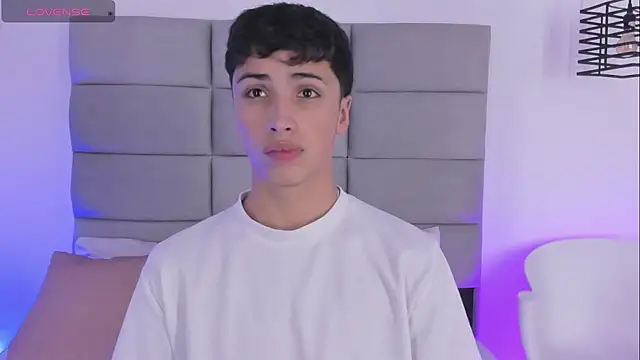 JoshClaarktt online show from 03/28/26, 04:01