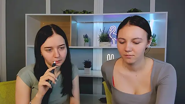 Snapshot of mira_vibe chatting on 02/08/26, 03:37 mira vibe online show from 02/08/26, 03:37