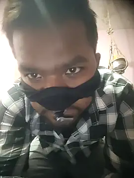 Snapshot of Aleeja_begam chatting on 12/18/25, 02:12 Aleeja begam online show from 12/18/25, 02:12