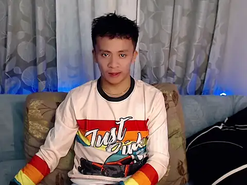 ur twinkKirk6969 online show from 05/11/26, 10:32