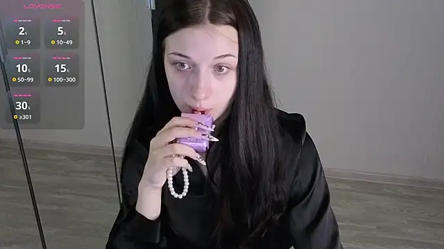 Snapshot of AlicePowells chatting on 07/13/26, 11:13 AlicePowells online show from 07/13/26, 11:13