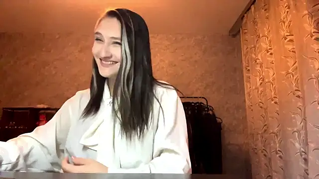 Snapshot of ShonnaSteffensmeier chatting on 12/22/25, 03:09 ShonnaSteffensmeier online show from 12/22/25, 03:09