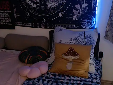 AlienforTwenty online show from 02/10/26, 02:43