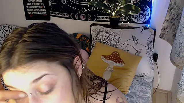 AlienforTwenty online show from 03/04/26, 09:26