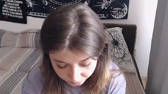AlienforTwenty online show from 07/16/26, 10:43