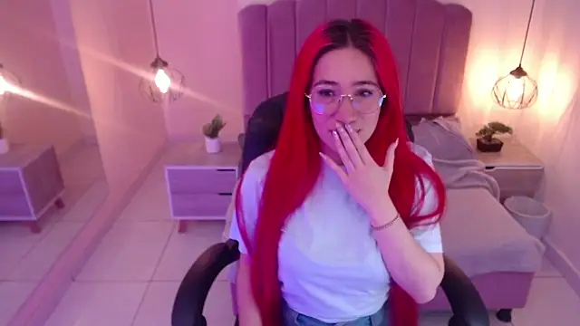 Snapshot of Celestee15_ chatting on 12/16/25, 11:48 Celestee15 online show from 12/16/25, 11:48