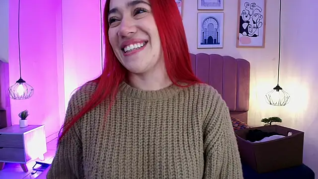 Celestee15  online show from 05/06/26, 11:26