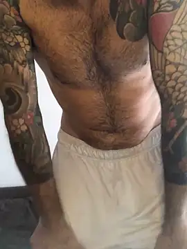 Snapshot of Nenelarge69 chatting on 12/21/25, 01:29 Nenelarge69 online show from 12/21/25, 01:29