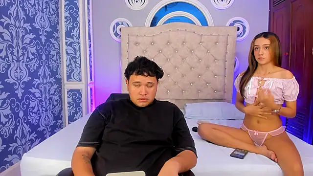 Beele and Evie online show from 02/18/26, 07:43