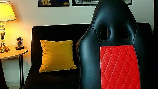 Dustyn Michelle1 online show from 04/09/26, 11:59