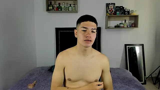 Snapshot of Nico_Nocturne chatting on 12/15/25, 07:40 Nico Nocturne online show from 12/15/25, 07:40