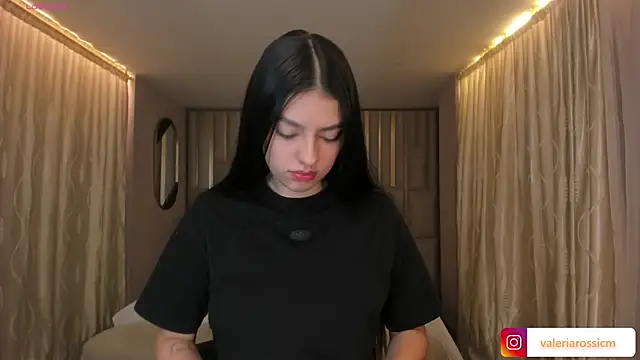 ValeriaRossi  online show from 03/03/26, 12:00