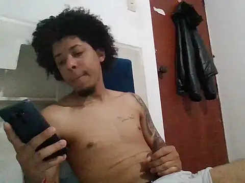 Snapshot of alejandro31727 chatting on 12/15/25, 07:51 alejandro31727 online show from 12/15/25, 07:51