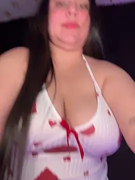 Snapshot of Ivy_19 chatting on 12/17/25, 09:10 Ivy 19 online show from 12/17/25, 09:10