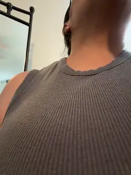 Snapshot of BettyWhispers chatting on 03/08/26, 06:23 BettyWhispers online show from 03/08/26, 06:23