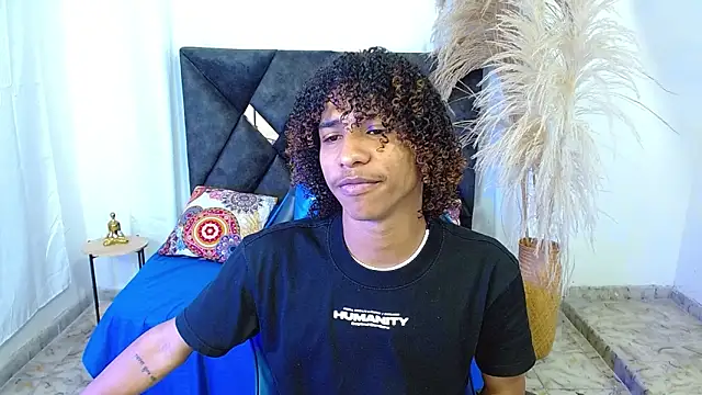 angelll18  online show from 03/09/26, 08:57