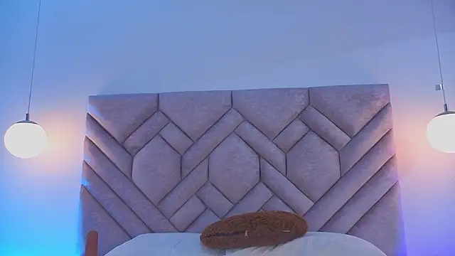 Milan Corleone online show from 03/24/26, 11:37