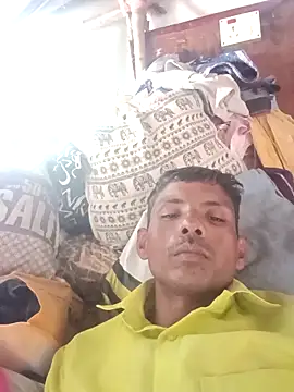 Akash32y online show from 12/15/25, 08:29