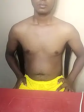 Snapshot of golosos2331 chatting on 12/15/25, 04:39 golosos2331 online show from 12/15/25, 04:39