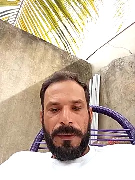 Snapshot of Dionaatanm chatting on 12/15/25, 06:34 Dionaatanm online show from 12/15/25, 06:34