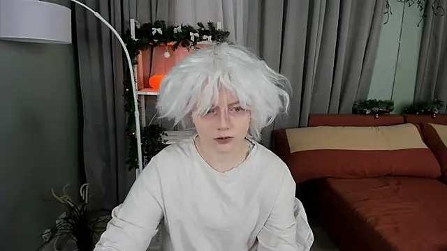 Snapshot of KellyKik chatting on 12/15/25, 08:24 KellyKik online show from 12/15/25, 08:24