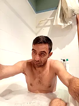 Snapshot of COCO8912 chatting on 12/16/25, 08:08 COCO8912 online show from 12/16/25, 08:08