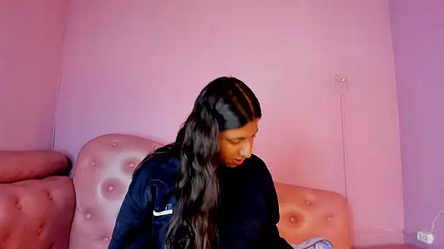 Snapshot of SolTully chatting on 02/11/26, 12:32 SolTully online show from 02/11/26, 12:32