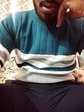 Snapshot of moonlightTower chatting on 12/14/25, 08:52 moonlightTower online show from 12/14/25, 08:52