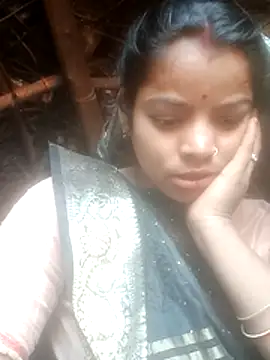 Snapshot of Mohni_sekhavat chatting on 12/15/25, 06:06 Mohni sekhavat online show from 12/15/25, 06:06