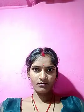 Snapshot of Punam_sekhavat chatting on 12/17/25, 08:59 Punam sekhavat online show from 12/17/25, 08:59
