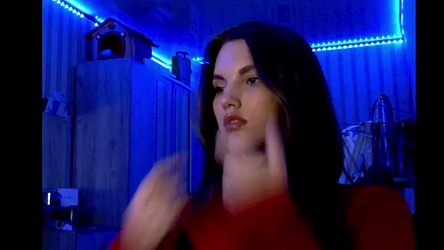 Snapshot of bellamwah chatting on 12/15/25, 05:17 bellamwah online show from 12/15/25, 05:17