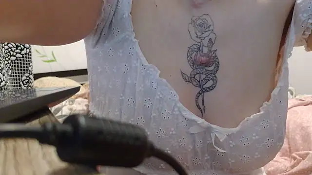 anngelle online show from 04/18/26, 05:44