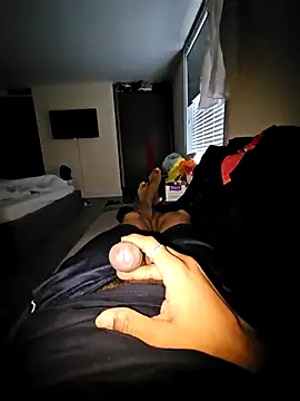 Gnax1 online show from 01/19/26, 09:24