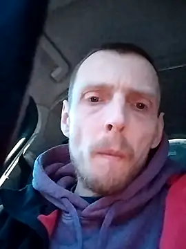 Snapshot of CrookedBunk3527 chatting on 12/22/25, 08:22 CrookedBunk3527 online show from 12/22/25, 08:22