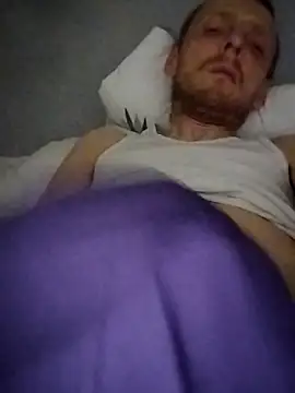 Snapshot of CrookedBunk3527 chatting on 01/06/26, 10:01 CrookedBunk3527 online show from 01/06/26, 10:01