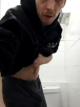 Snapshot of CrookedBunk3527 chatting on 02/21/26, 05:36 CrookedBunk3527 online show from 02/21/26, 05:36