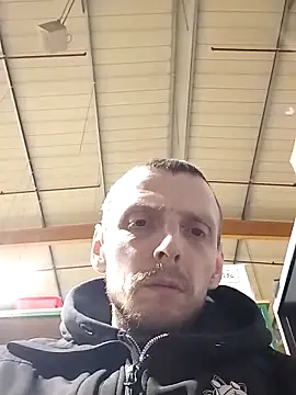 Snapshot of CrookedBunk3527 chatting on 02/27/26, 07:19 CrookedBunk3527 online show from 02/27/26, 07:19