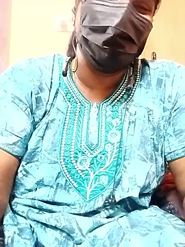 Snapshot of Tamil_Bhuvi69 chatting on 01/09/26, 03:42 Tamil Bhuvi69 online show from 01/09/26, 03:42