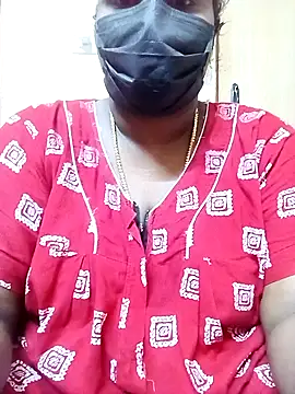 Snapshot of Tamil_Bhuvi69 chatting on 01/11/26, 01:10 Tamil Bhuvi69 online show from 01/11/26, 01:10